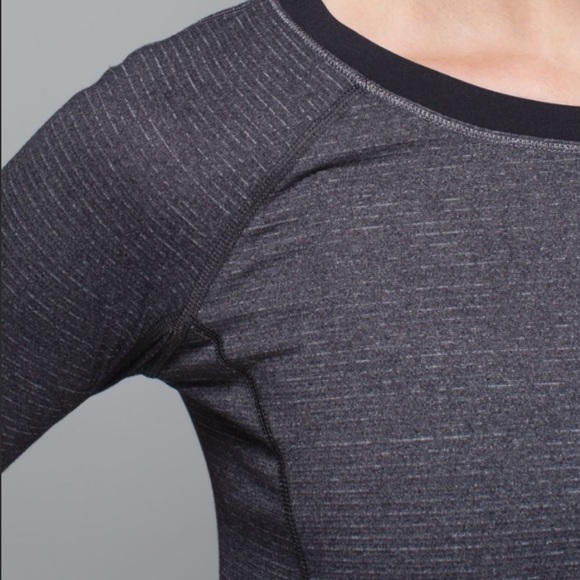 Lululemon Turn It Up Long Sleeve Top - Picture 4 of 16